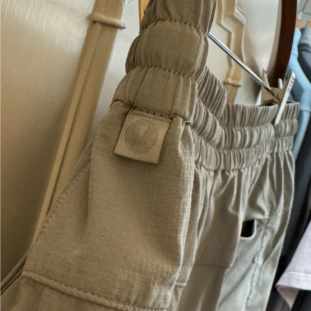 Bowline Ripstop 8” Shorts - Picture 2 of 3